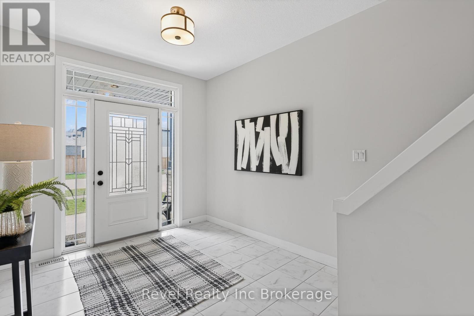 32 SUTHERLAND CRESCENT - 3