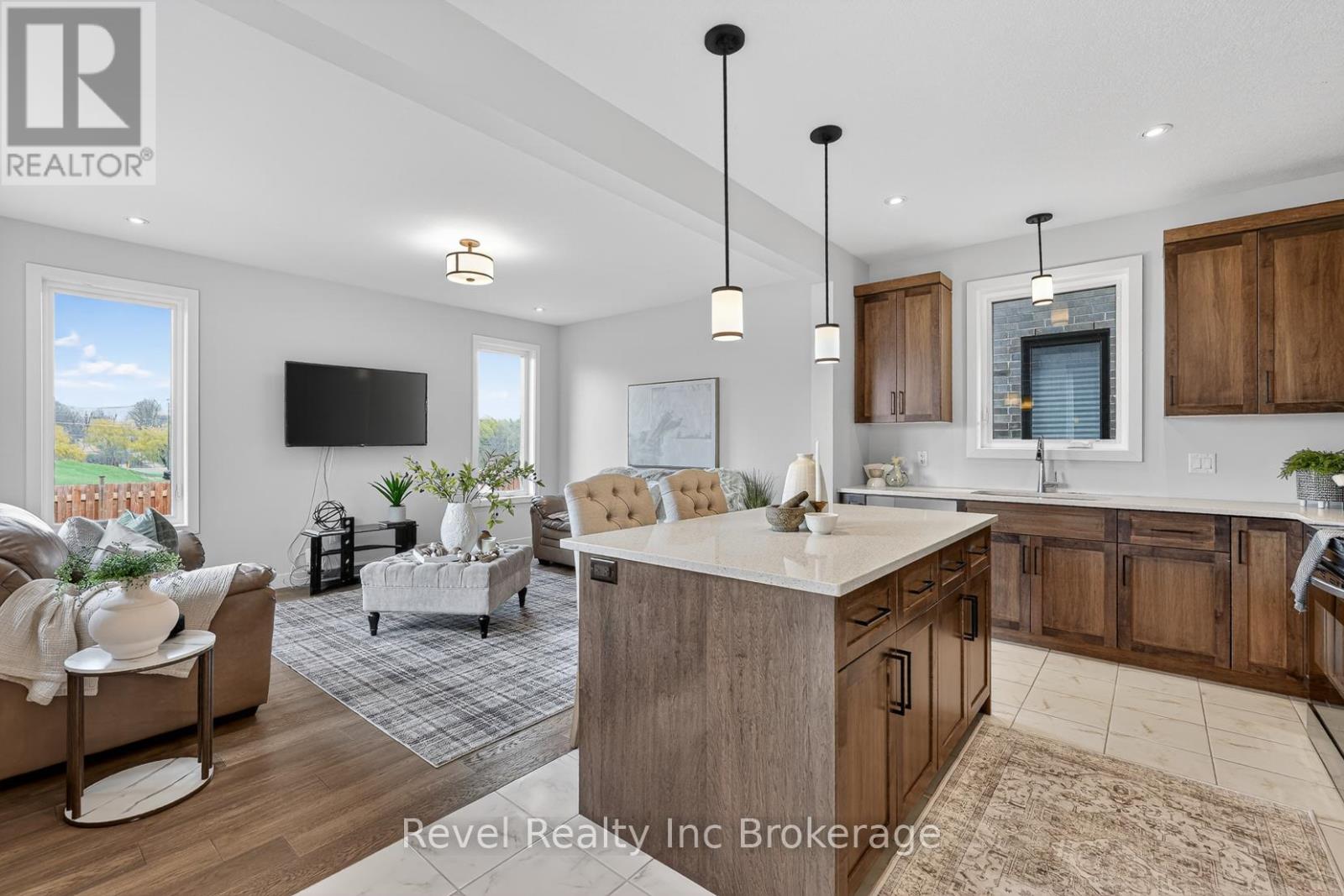 32 SUTHERLAND CRESCENT - 8