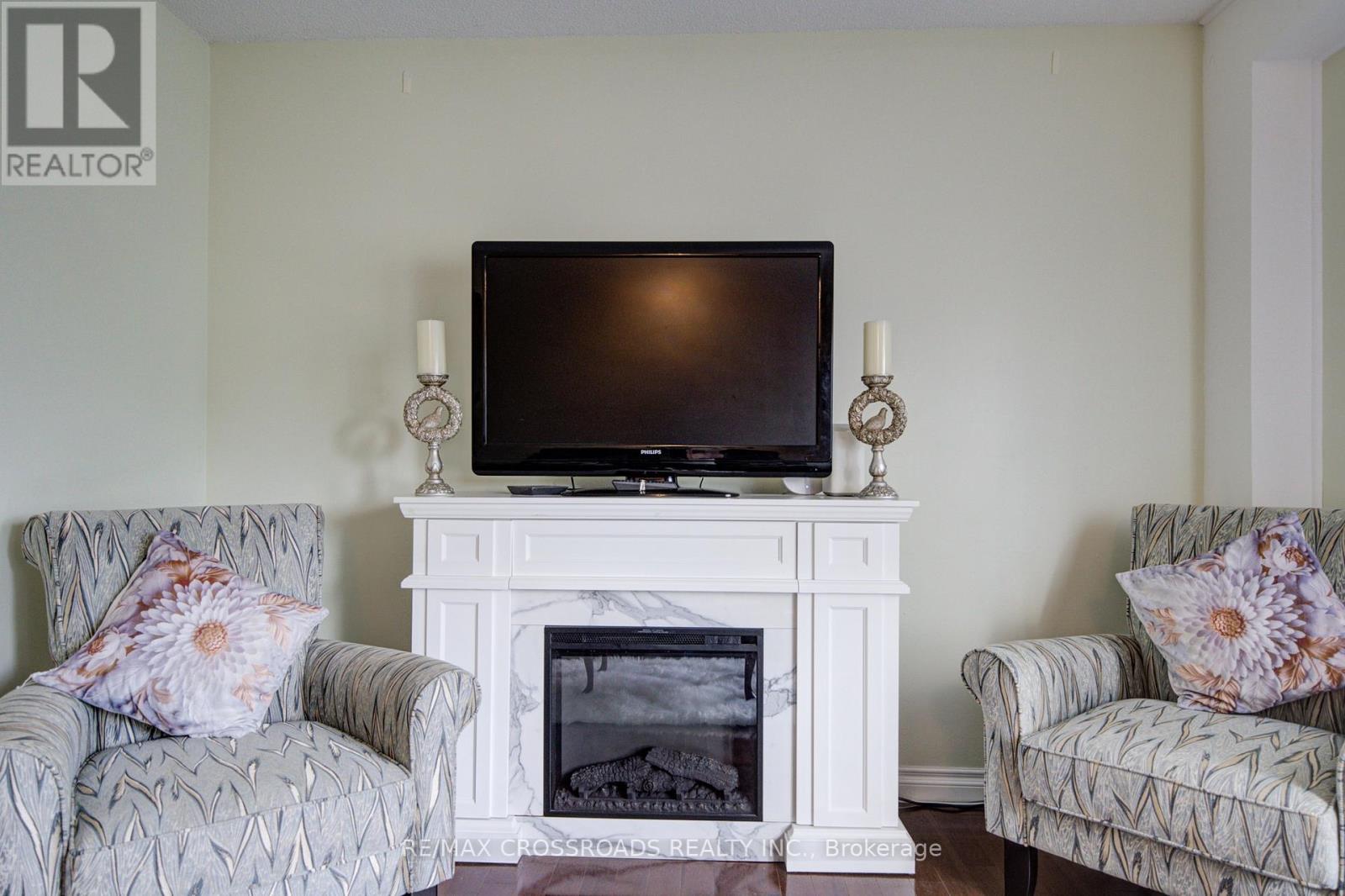 #153 1915 DENMAR ROAD - 15