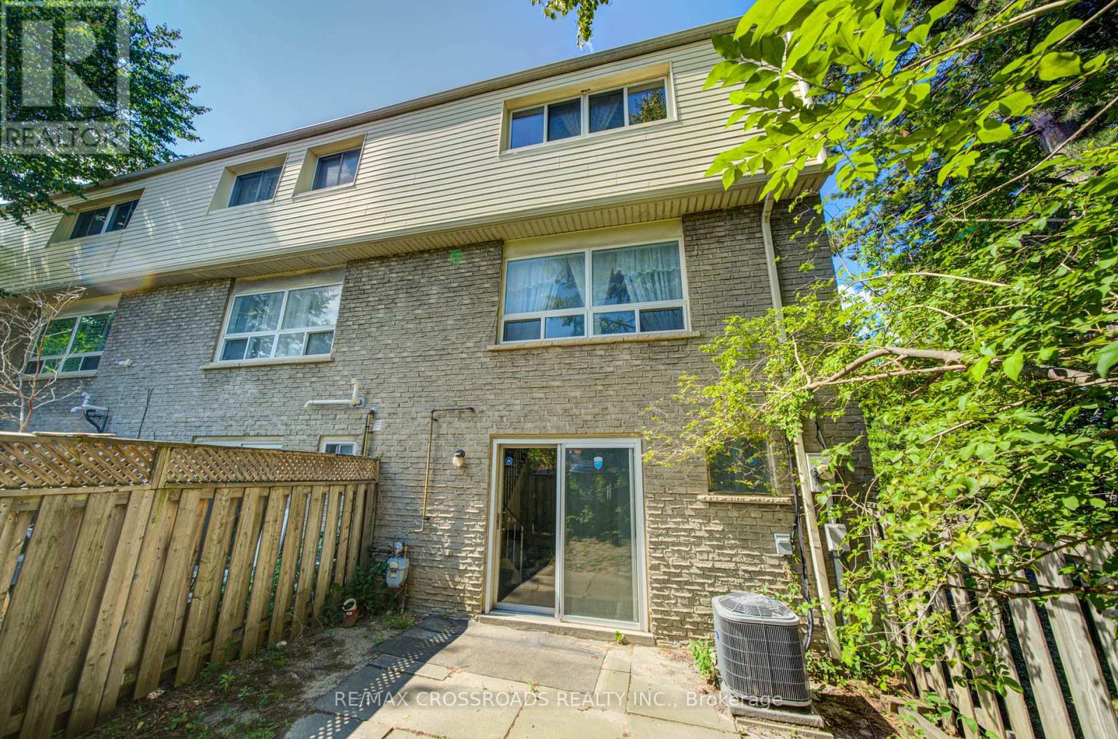 #153 1915 DENMAR ROAD - Image 31