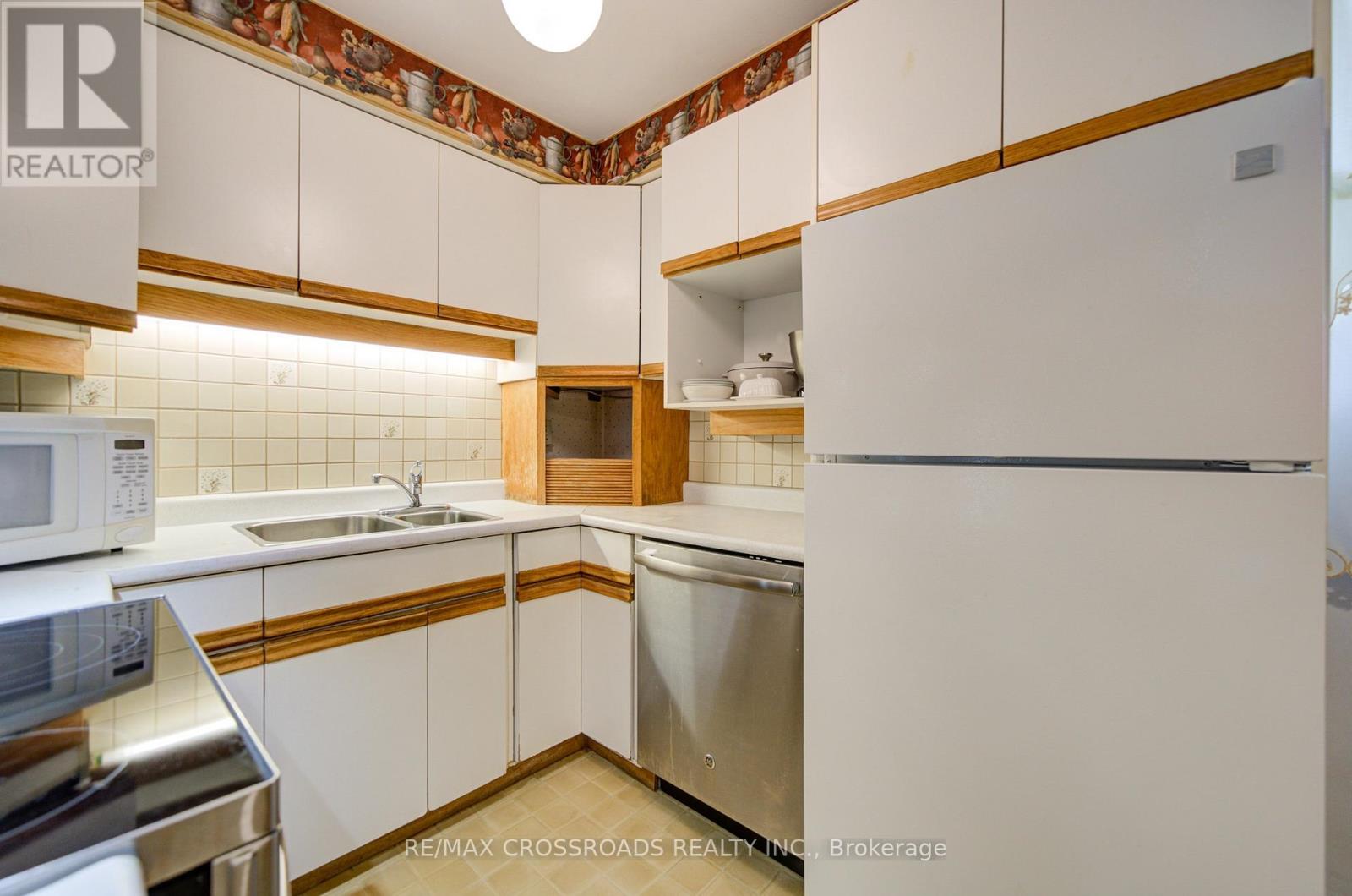 #153 1915 DENMAR ROAD - Image 7