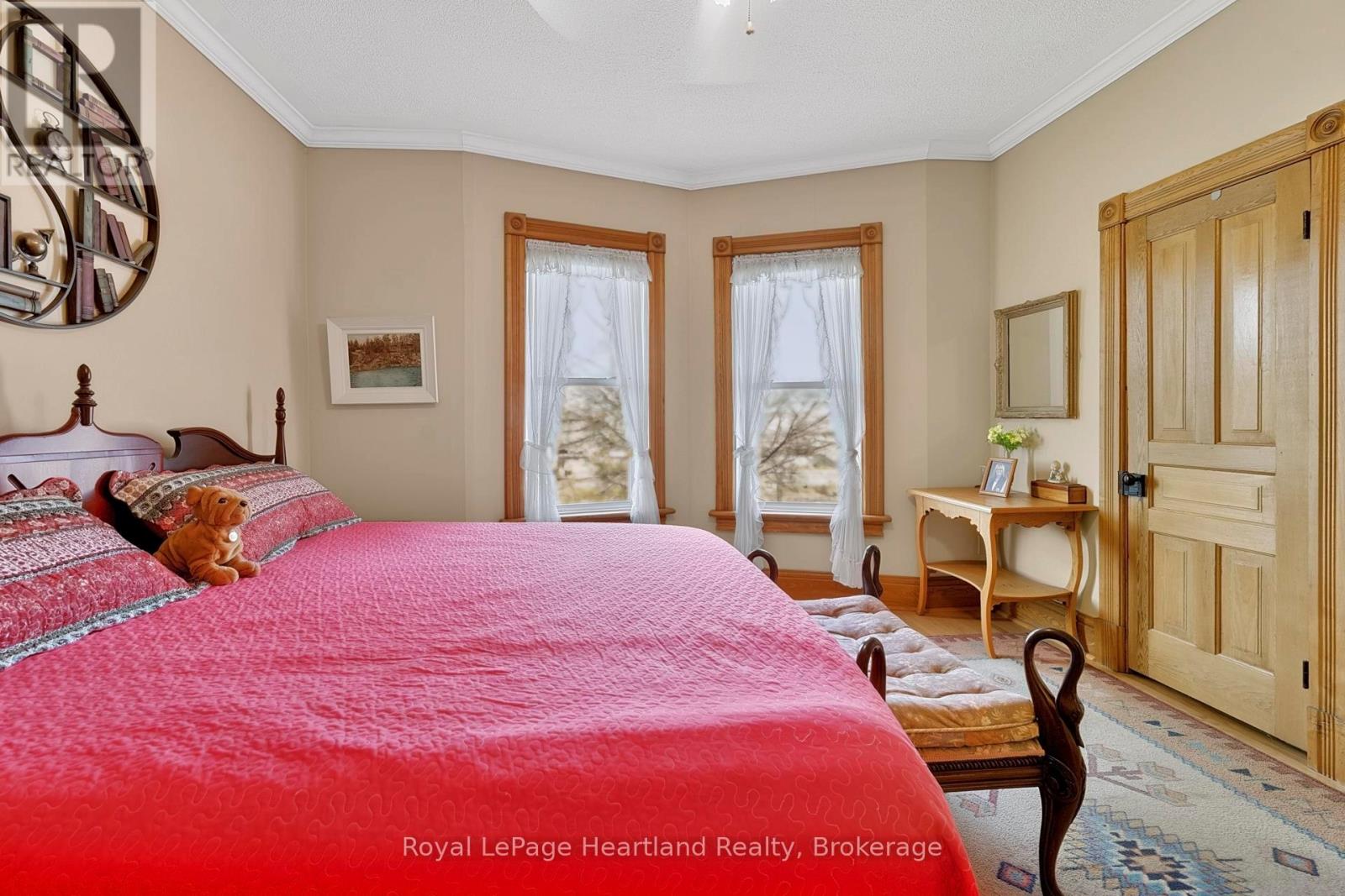 67 ELGIN AVENUE W - 40