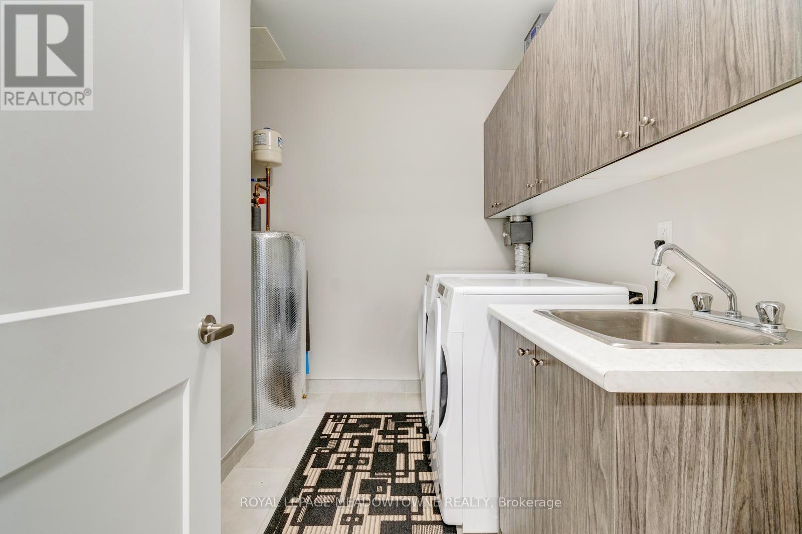 #213 830 MEGSON TERRACE - 33