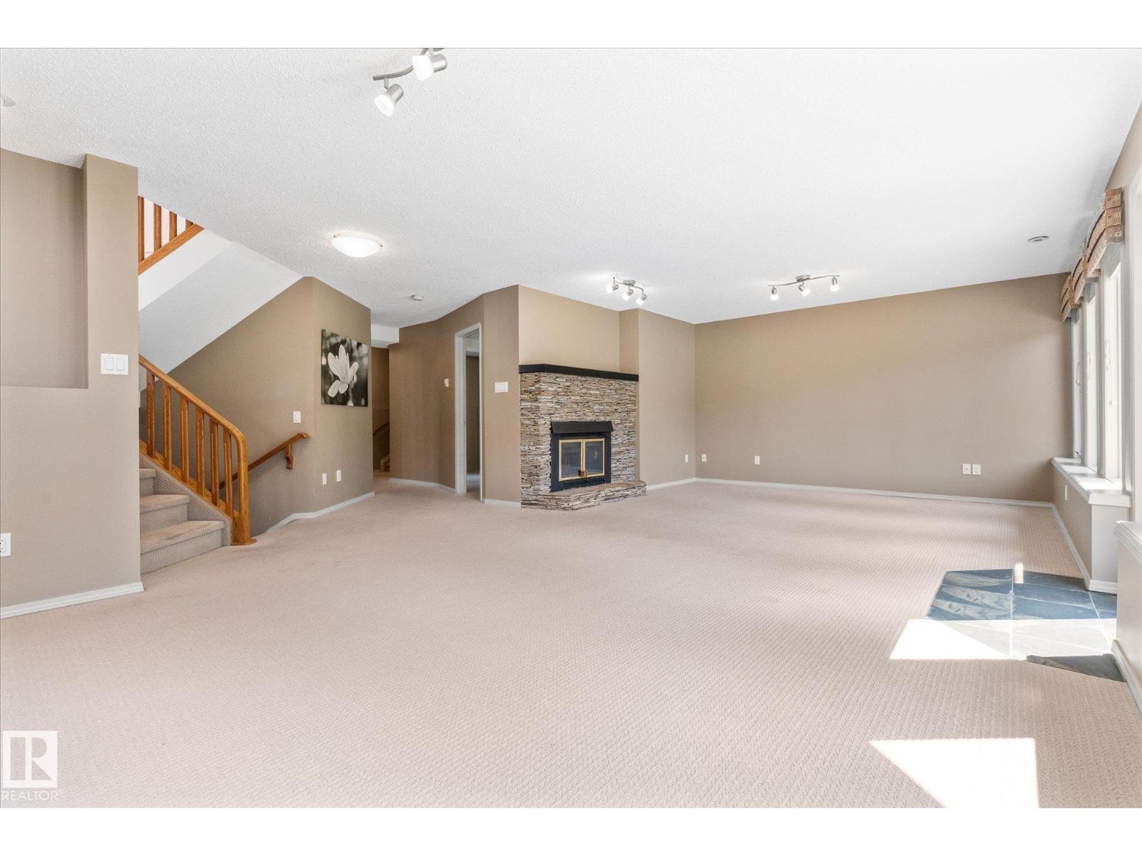 136 WESTRIDGE CR - 38