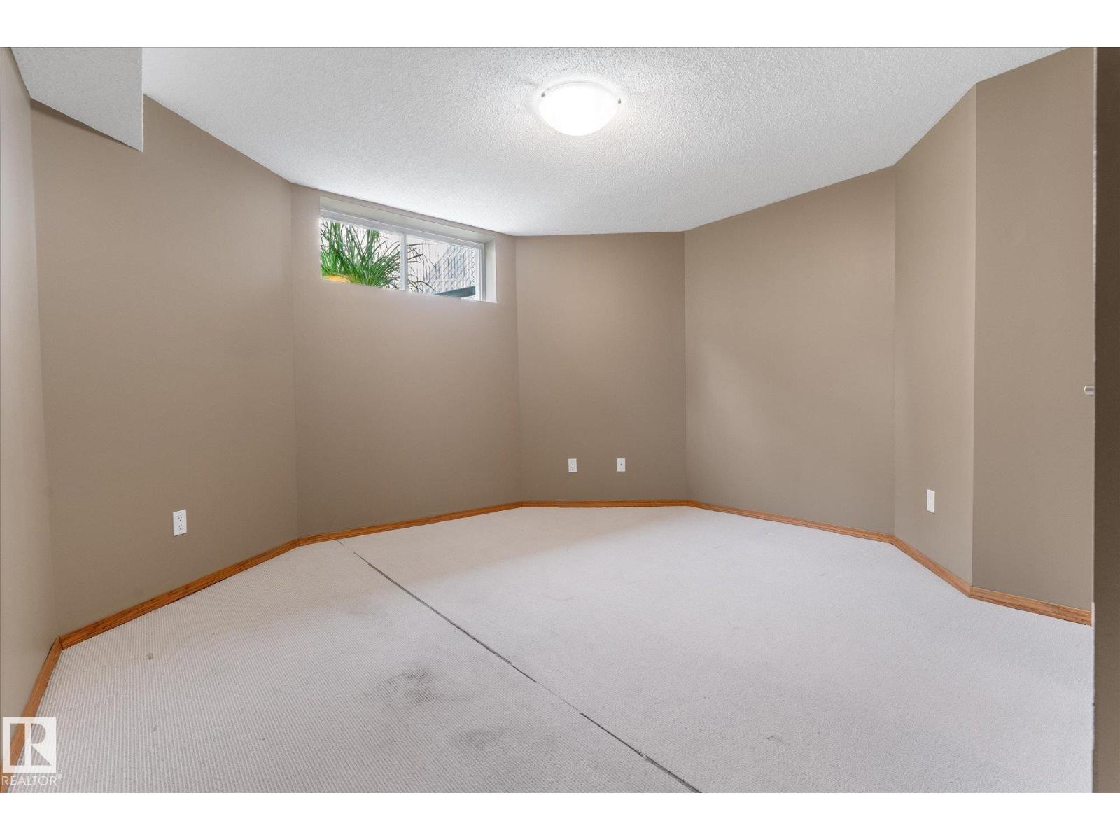 136 WESTRIDGE CR - 53