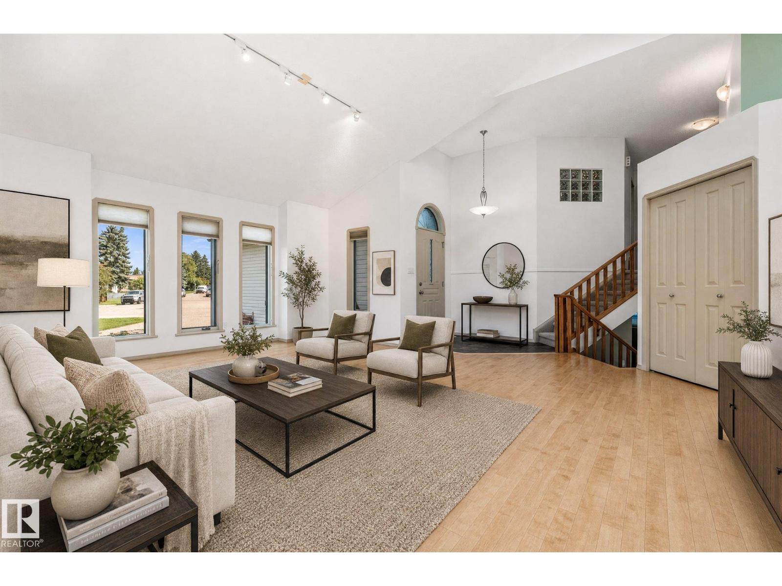 136 WESTRIDGE CR - 7