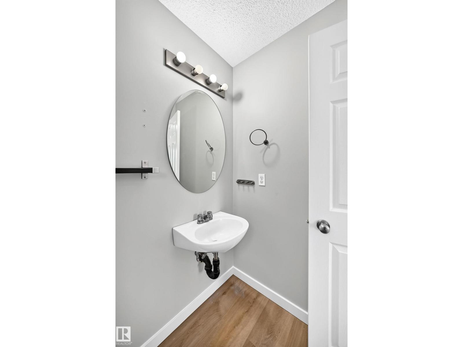 203 84 ST SW - 17