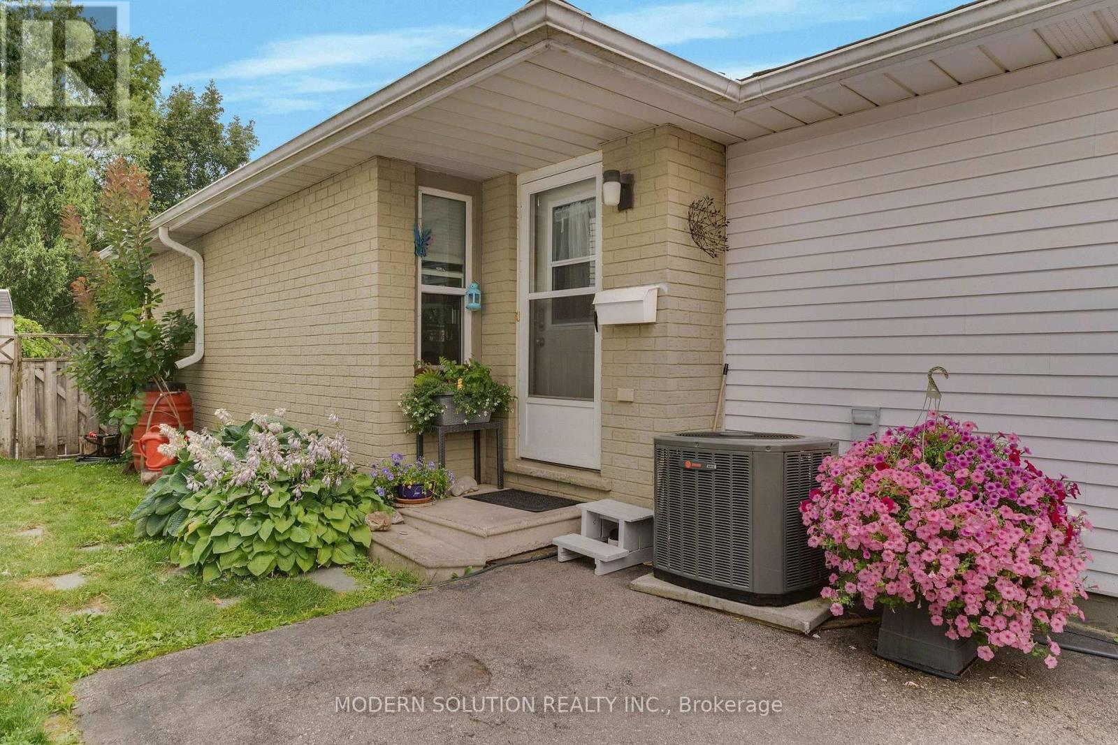 337 AUDEN ROAD - 4