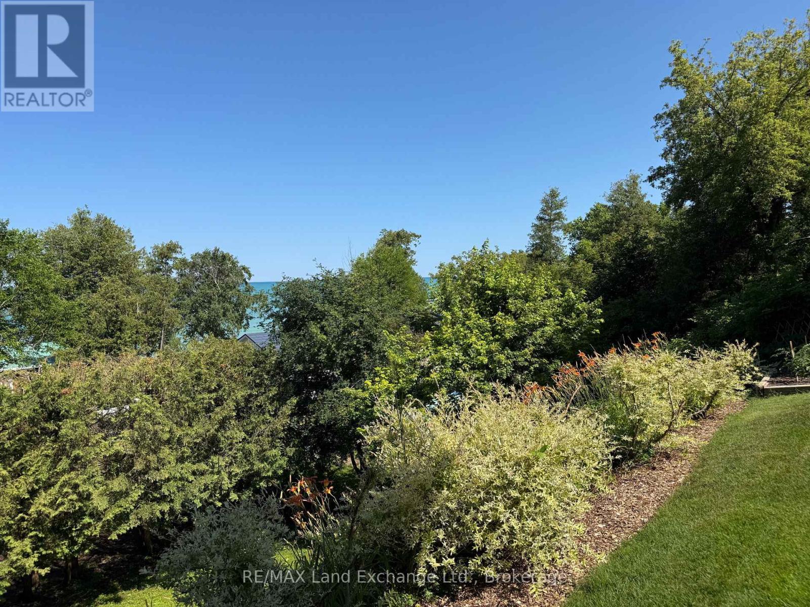 222 PENETANGORE ROW - Image 40