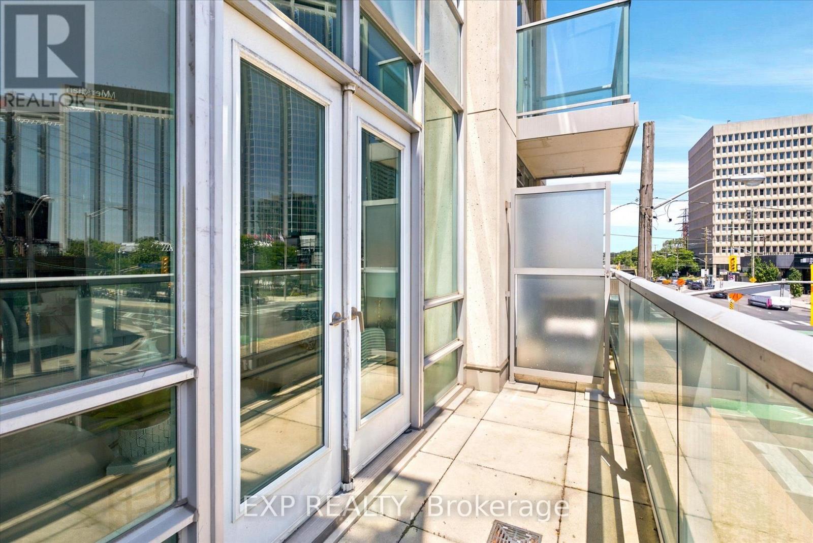 #221 3391 BLOOR STREET W - 33