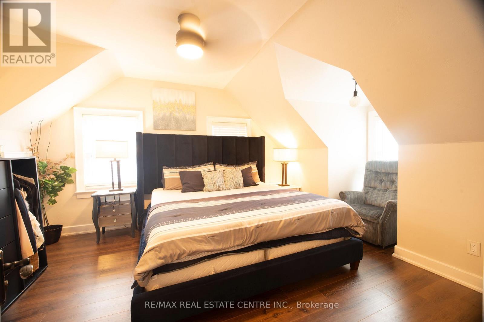 5857 MURRAY STREET - 13