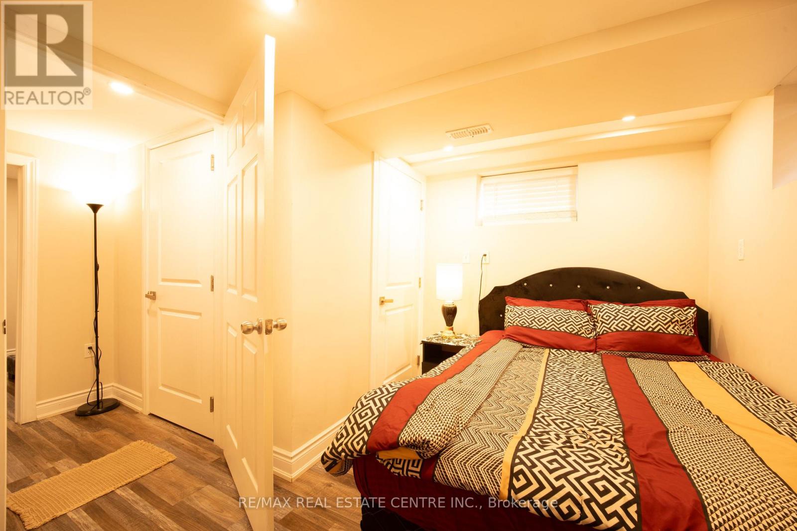 5857 MURRAY STREET - 42