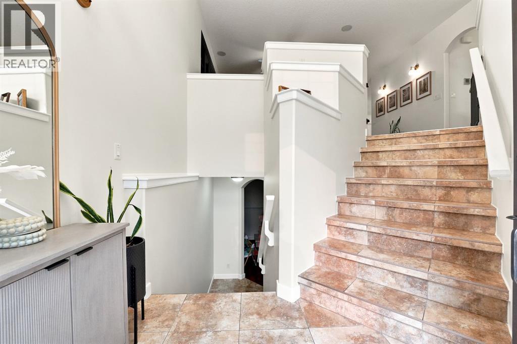 Listing photo – 100 Vincent Close, Red Deer