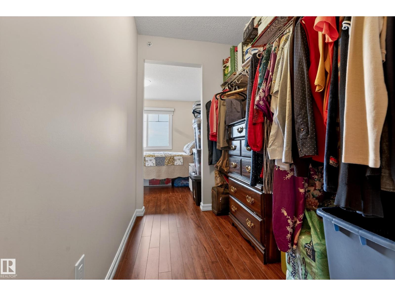 #419 271 CHARLOTTE WY - 24