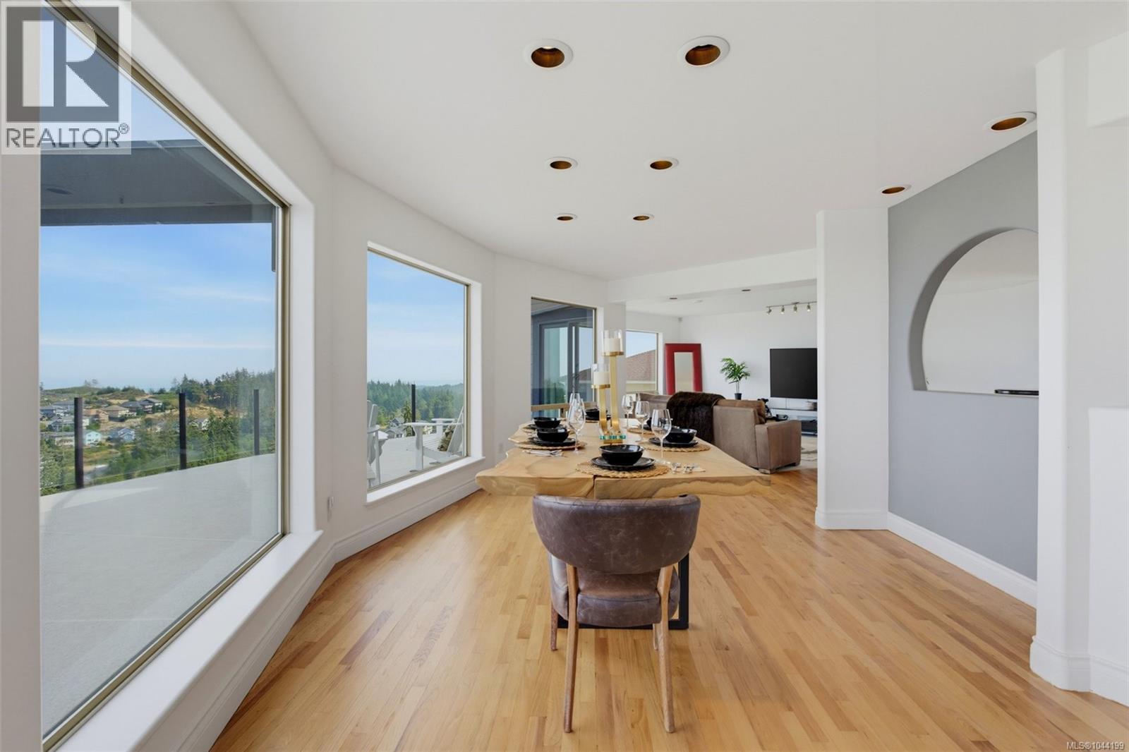 3392 Haida Dr - 22