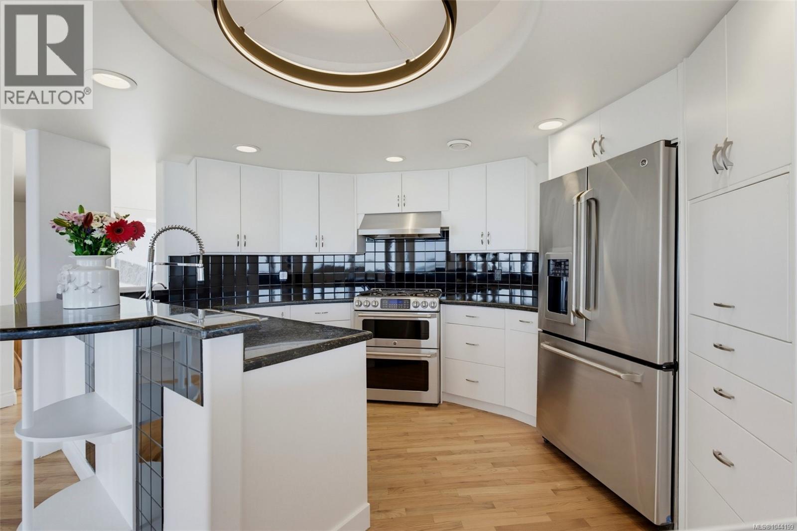 3392 Haida Dr - 26