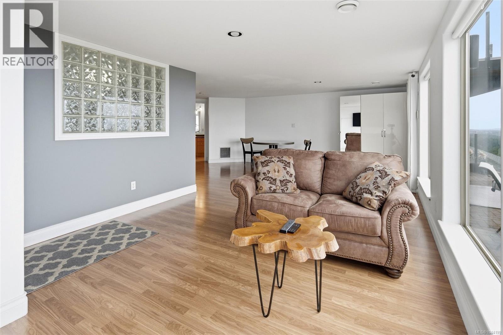 3392 Haida Dr - 67