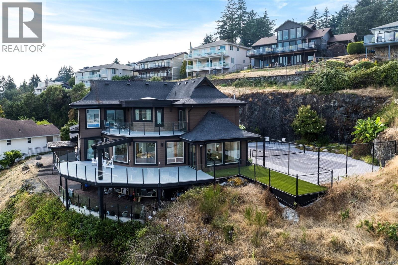 3392 Haida Dr - 65
