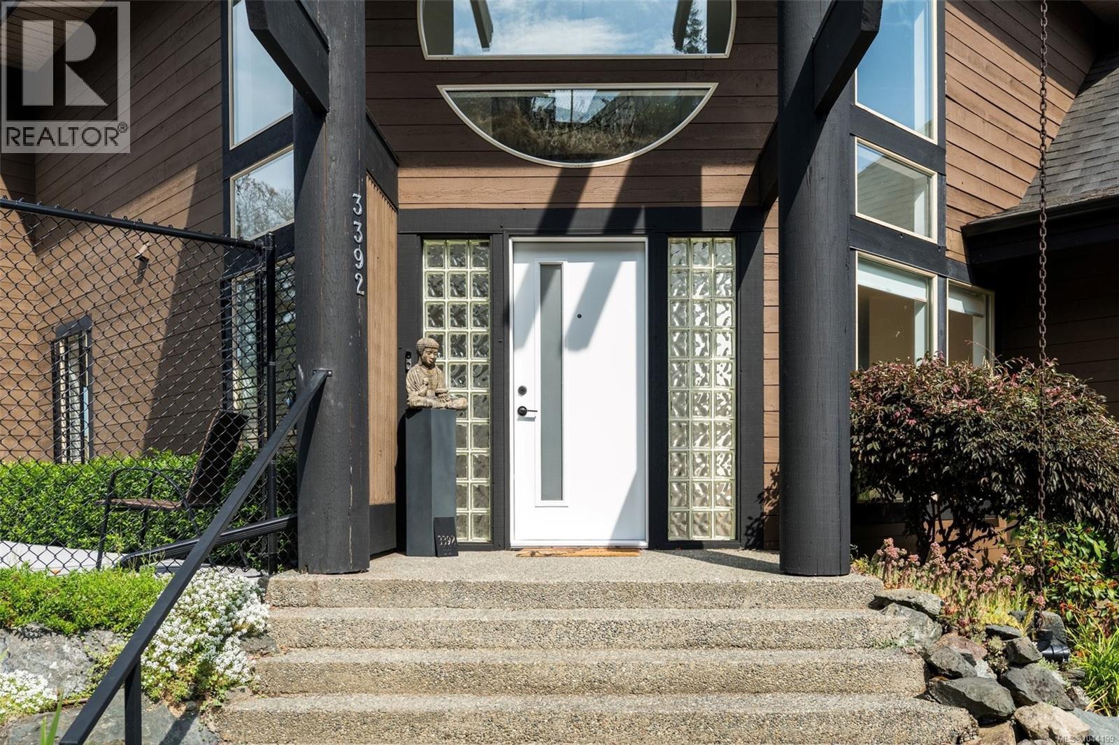 3392 Haida Dr - 10