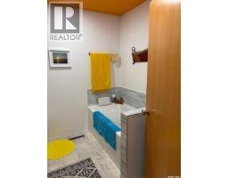 211 Throne Street, Sceptre, SK S0N2H0 Photo 14