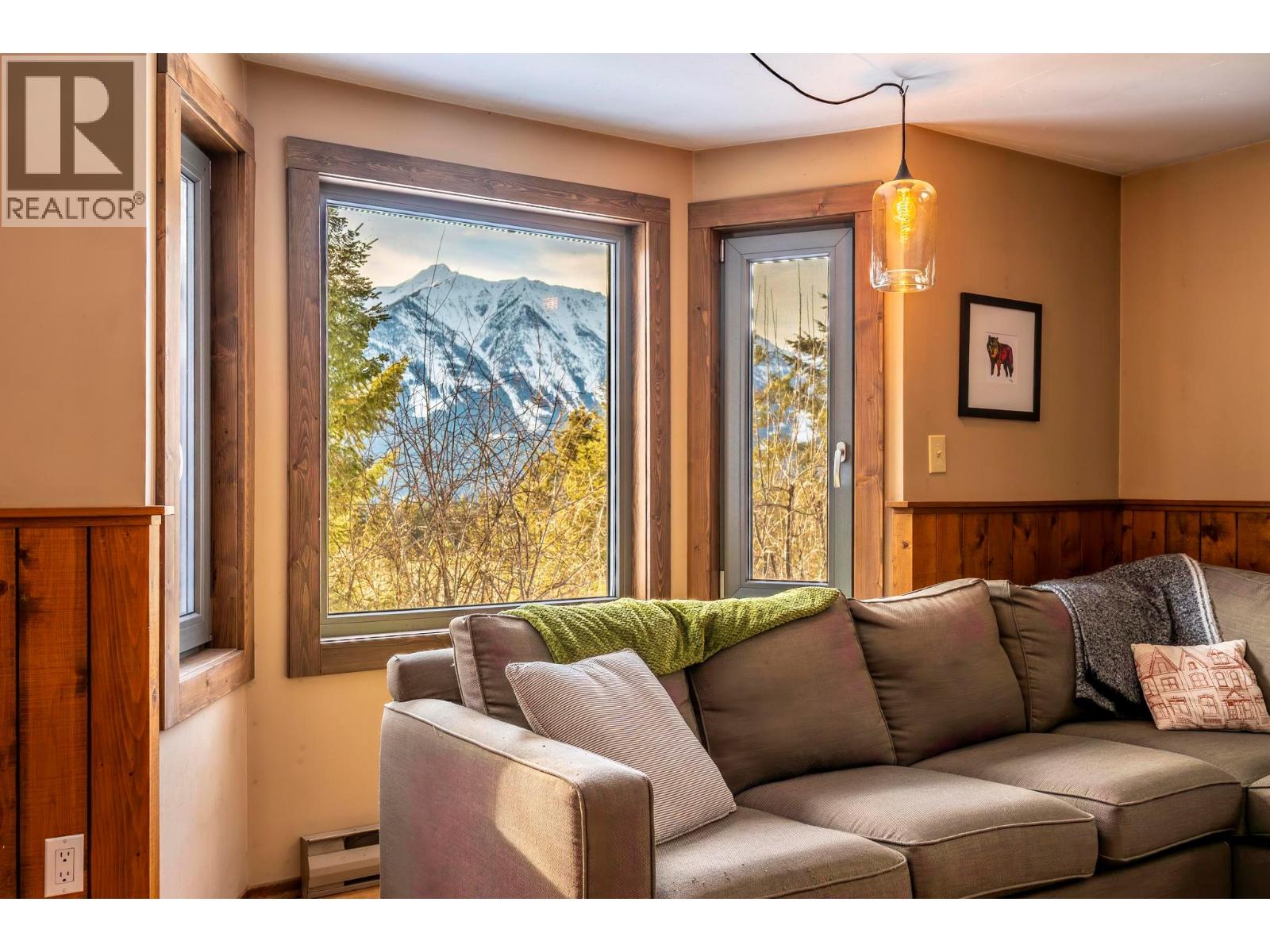 1615 Campbell Road - 29