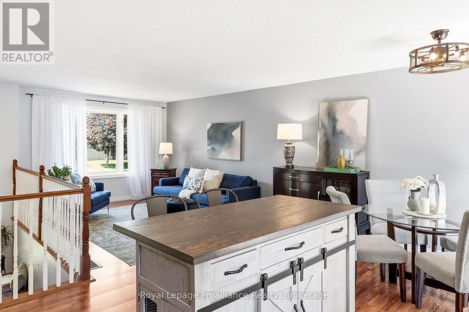 51 RICHARDSON STREET - 10