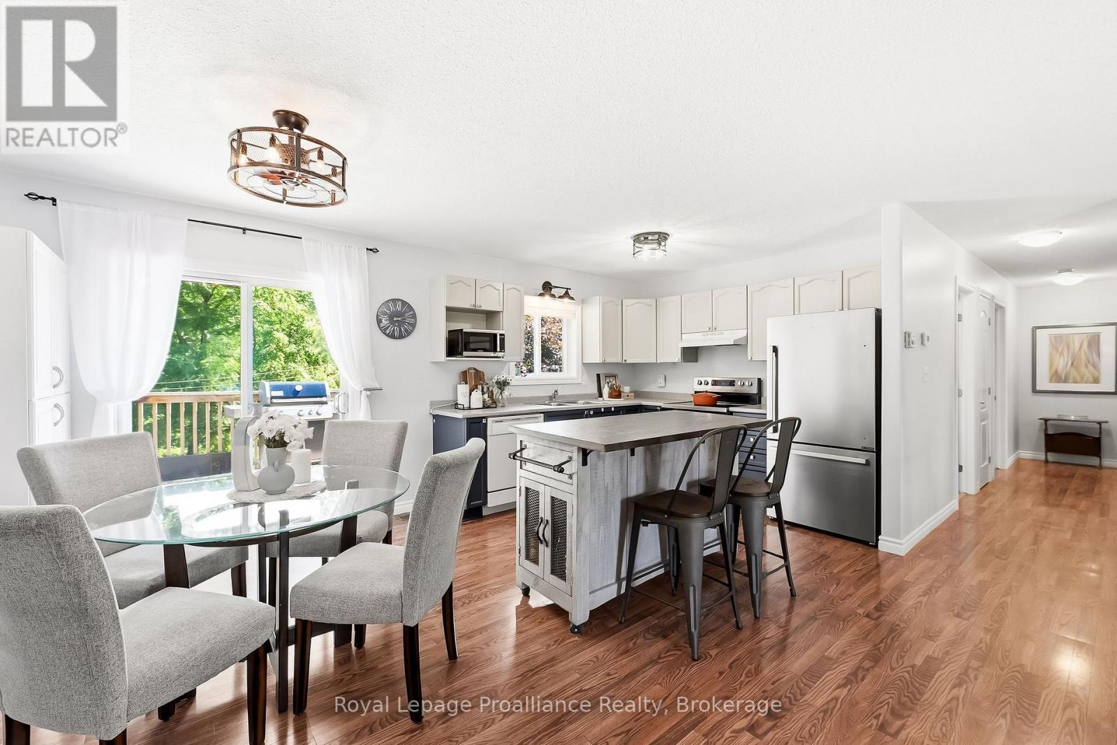 51 RICHARDSON STREET - 13