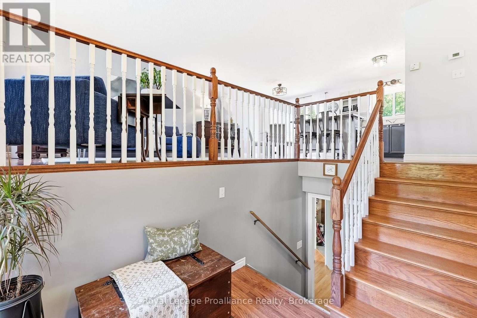 51 RICHARDSON STREET - 24