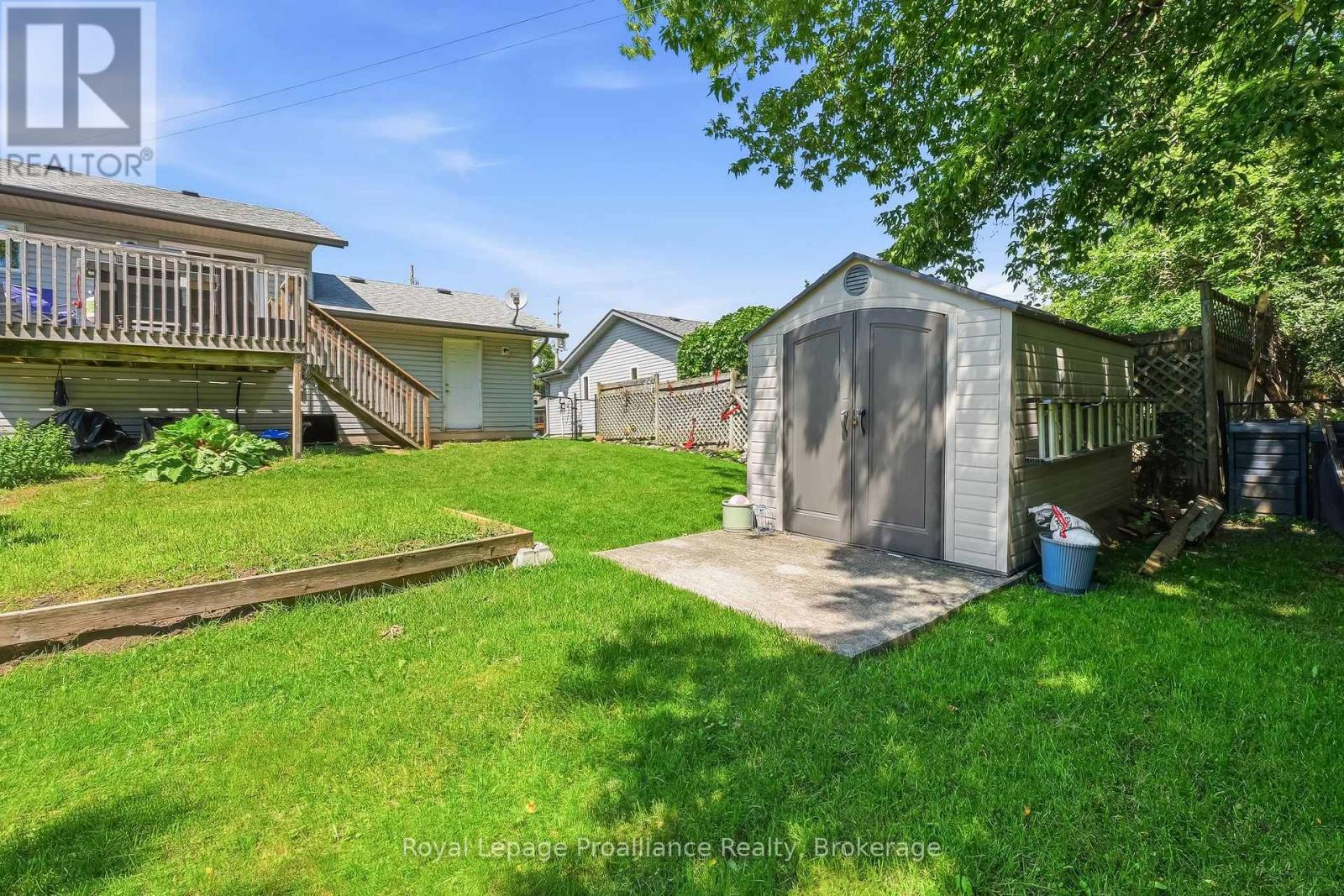 51 RICHARDSON STREET - 38