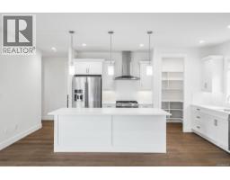 Kitchen - 932 Ridgeline Blvd, Parksville, BC X1X1X1 Photo 10