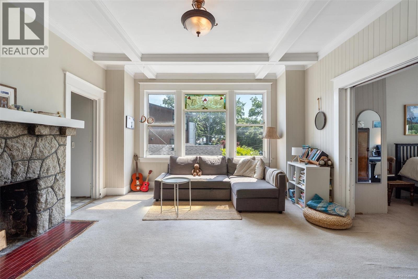 31 Bushby St - 13