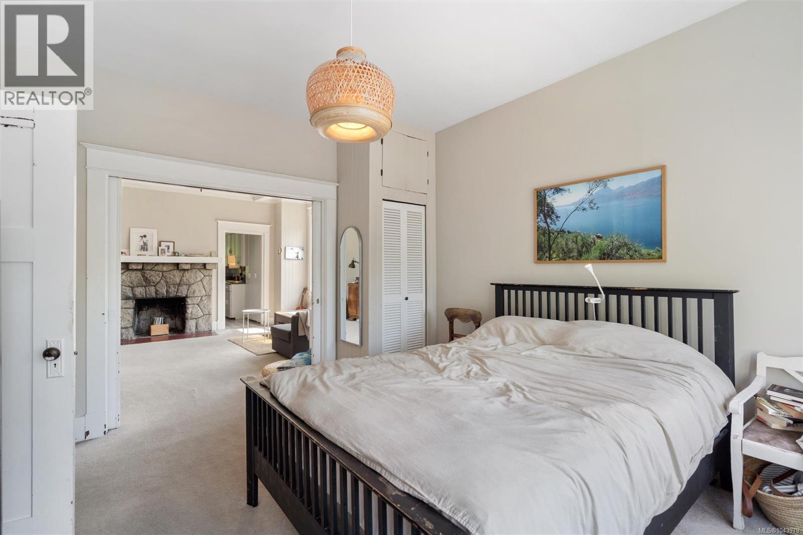 31 Bushby St - 16