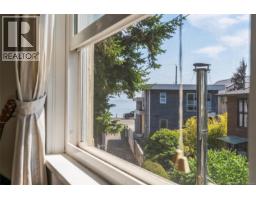 31 Bushby St, Victoria, BC V8S1B3 Photo 39
