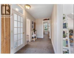 31 Bushby St, Victoria, BC V8S1B3 Photo 30