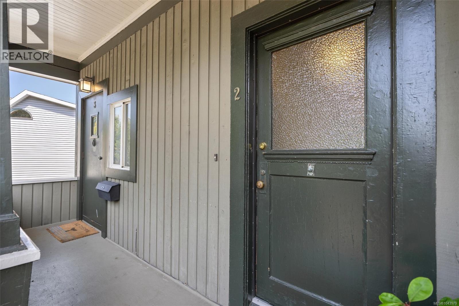 31 Bushby St - 27