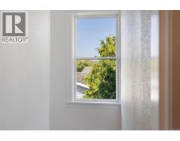 31 Bushby St, Victoria, BC V8S1B3 Photo 43