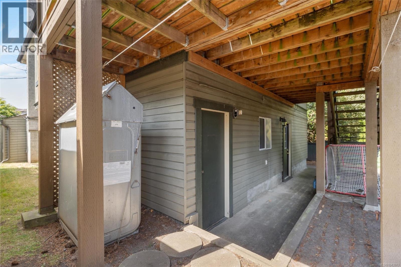 31 Bushby St - 53