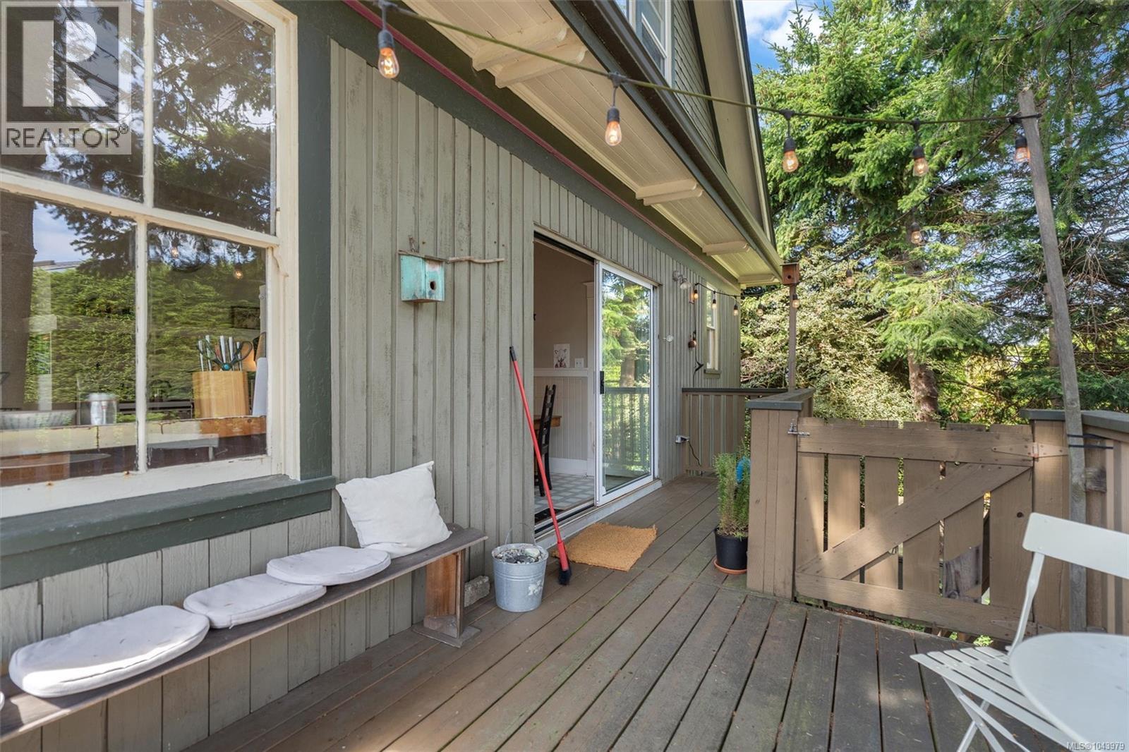31 Bushby St - 22