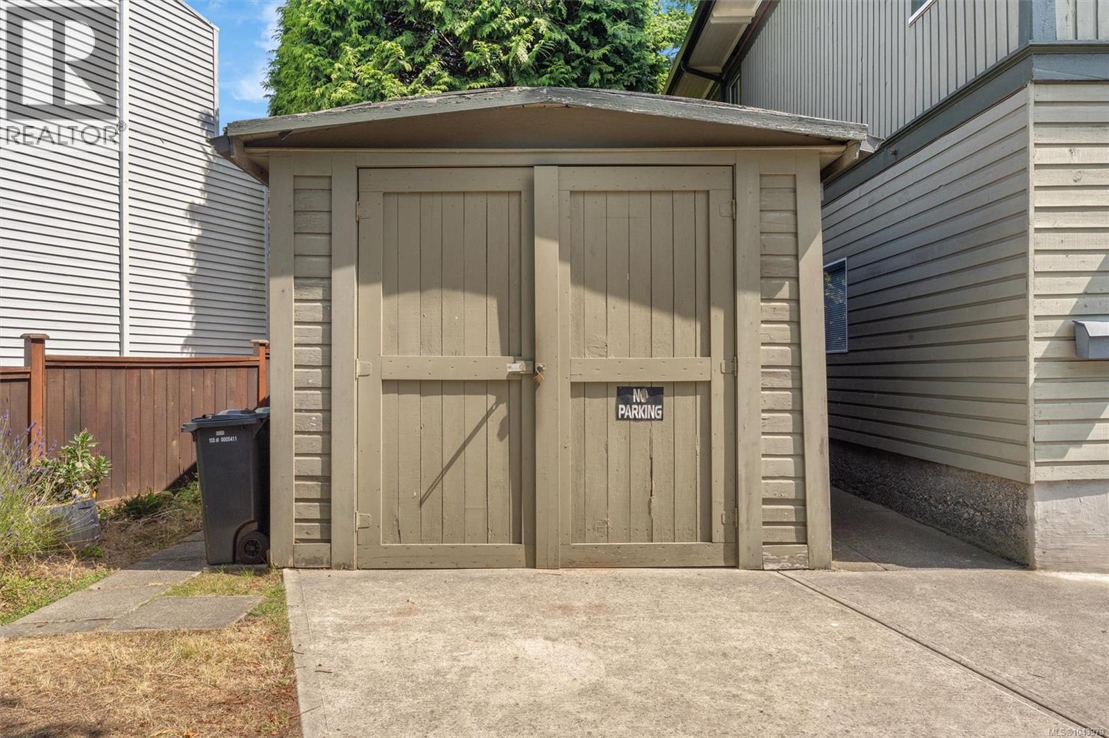 31 Bushby St - 55