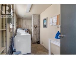 31 Bushby St, Victoria, BC V8S1B3 Photo 54