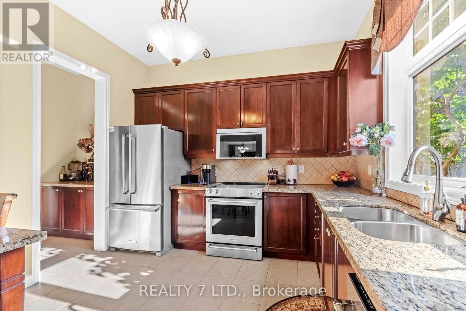 3217 SWISS COURT - 11