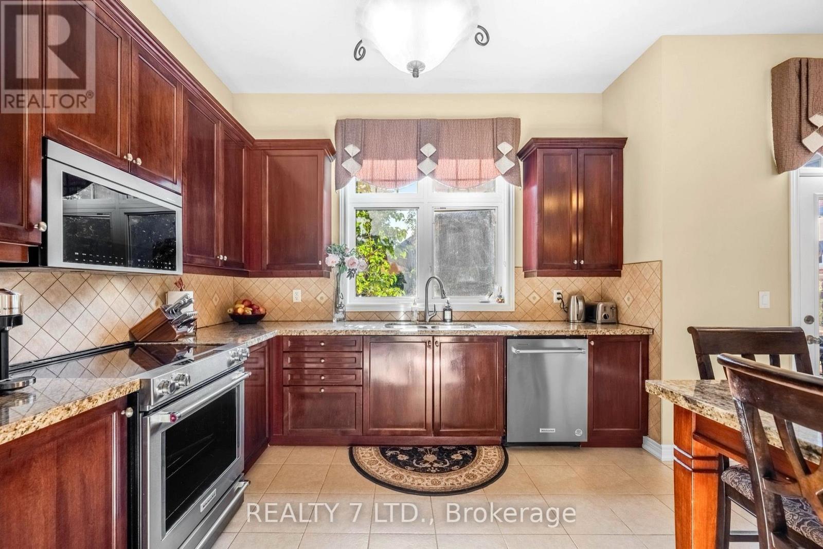 3217 SWISS COURT - 12