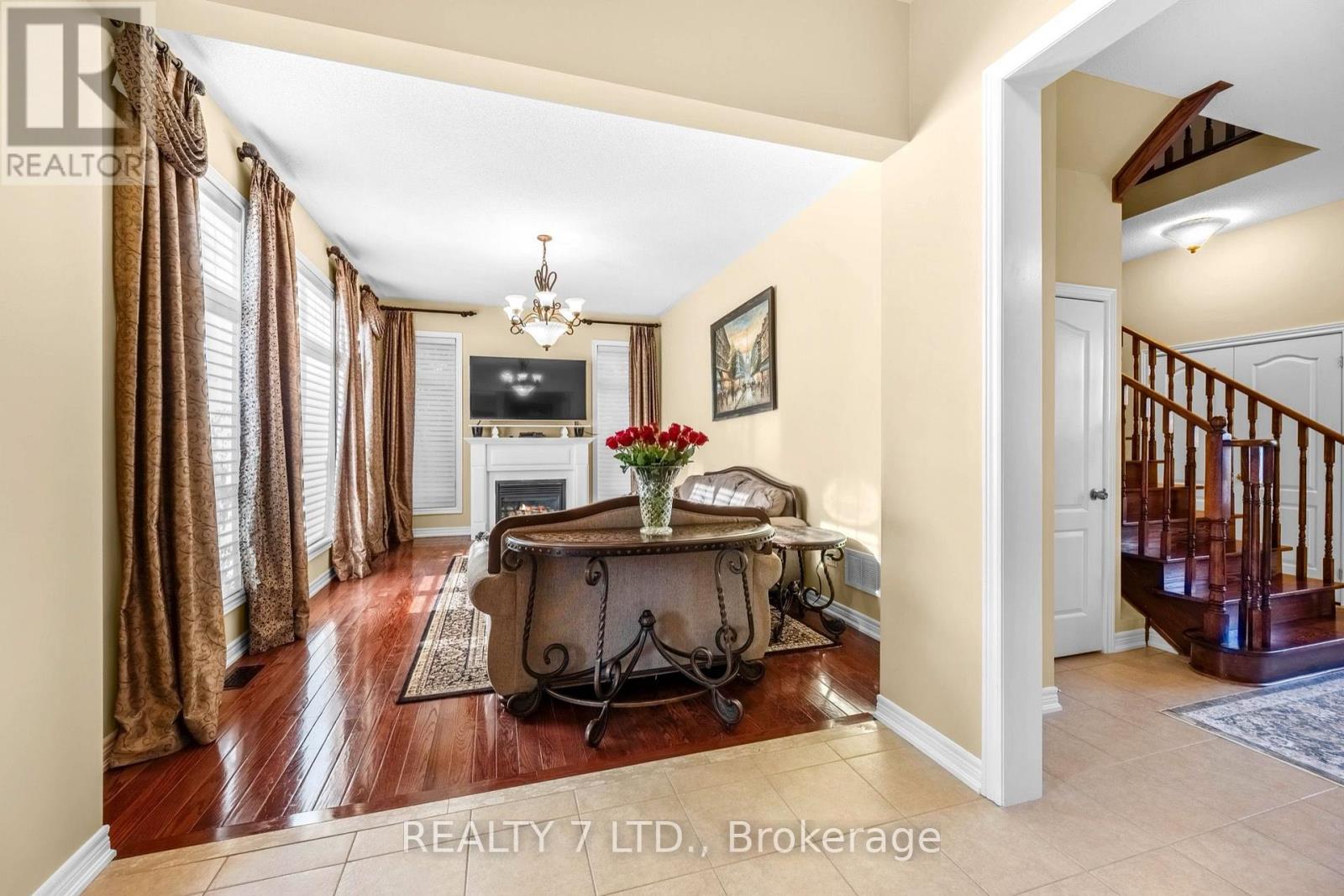 3217 SWISS COURT - 15