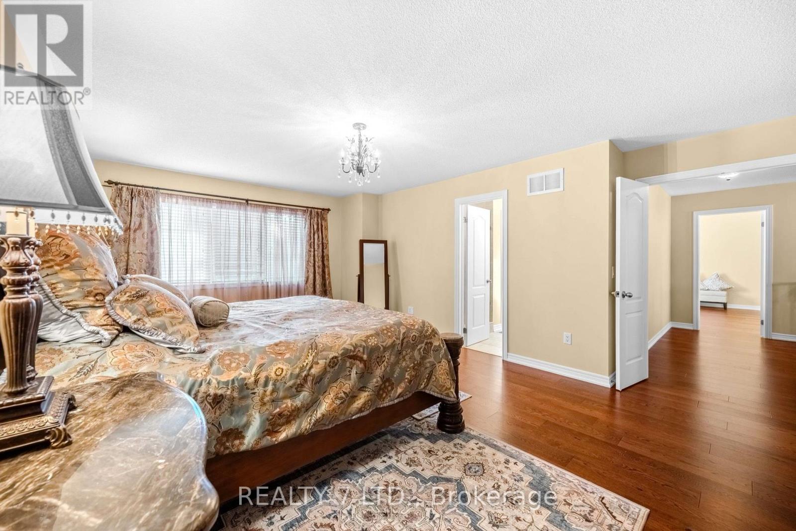 3217 SWISS COURT - 24