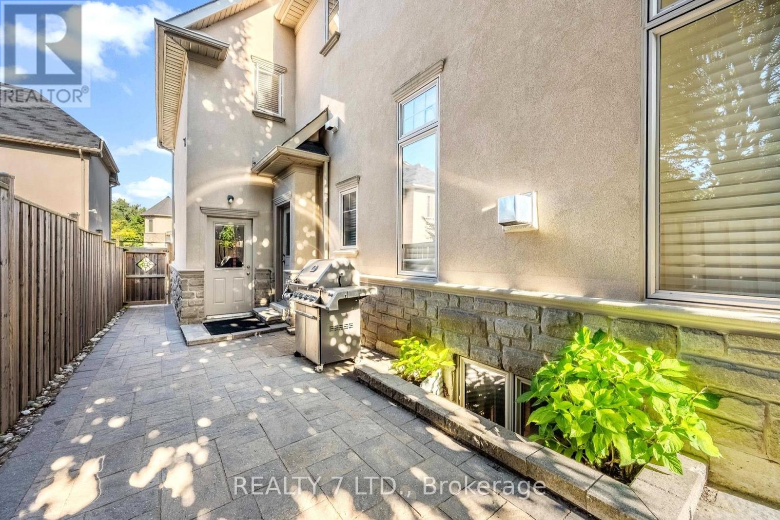 3217 SWISS COURT - 43