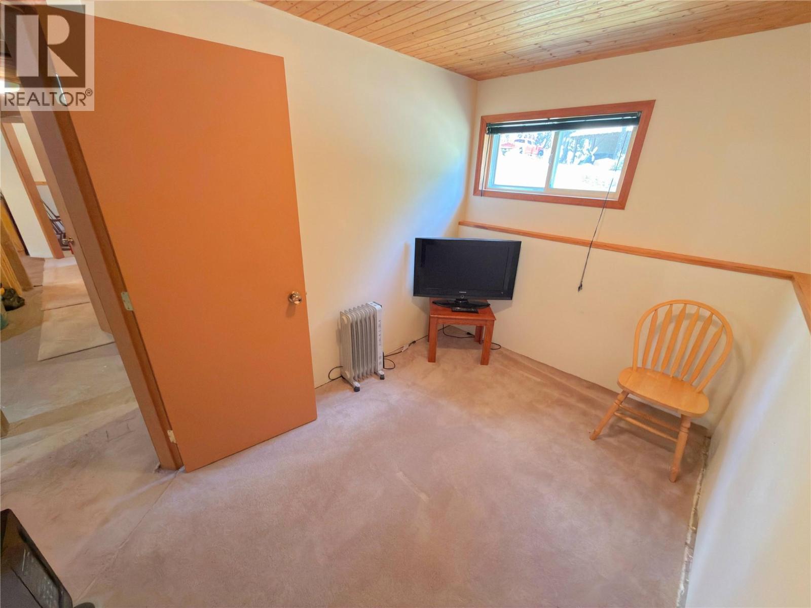  3878 Princeton Summerland Road, Princeton
