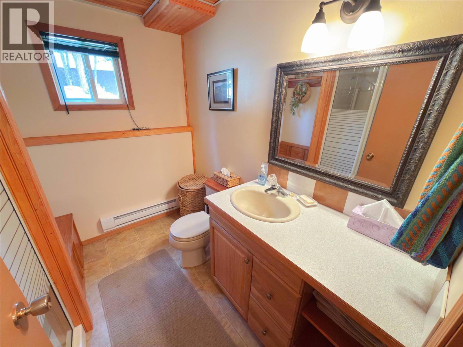  3878 Princeton Summerland Road, Princeton