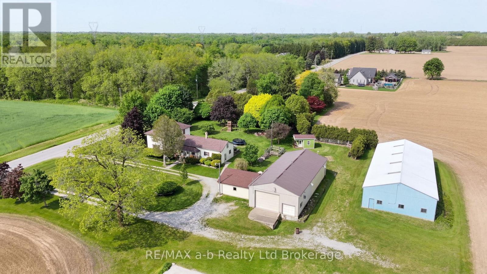 1813 NORFOLK COUNTY 19 ROAD W - 2