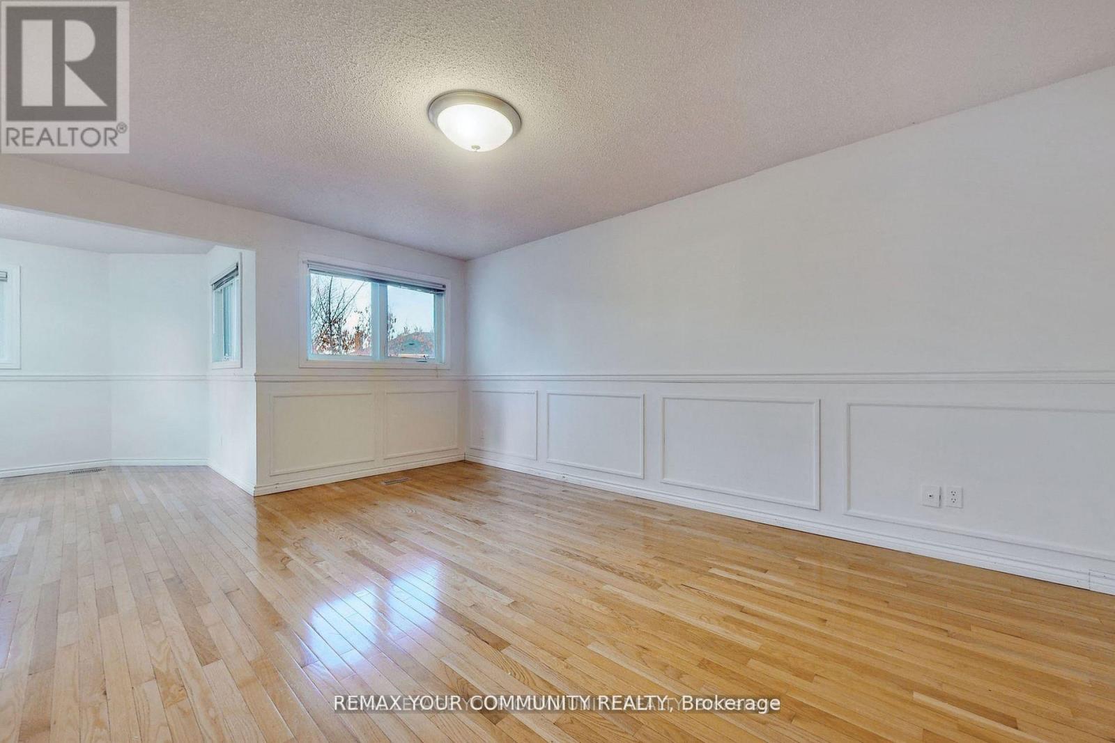 52 MCCALLUM DRIVE - 16