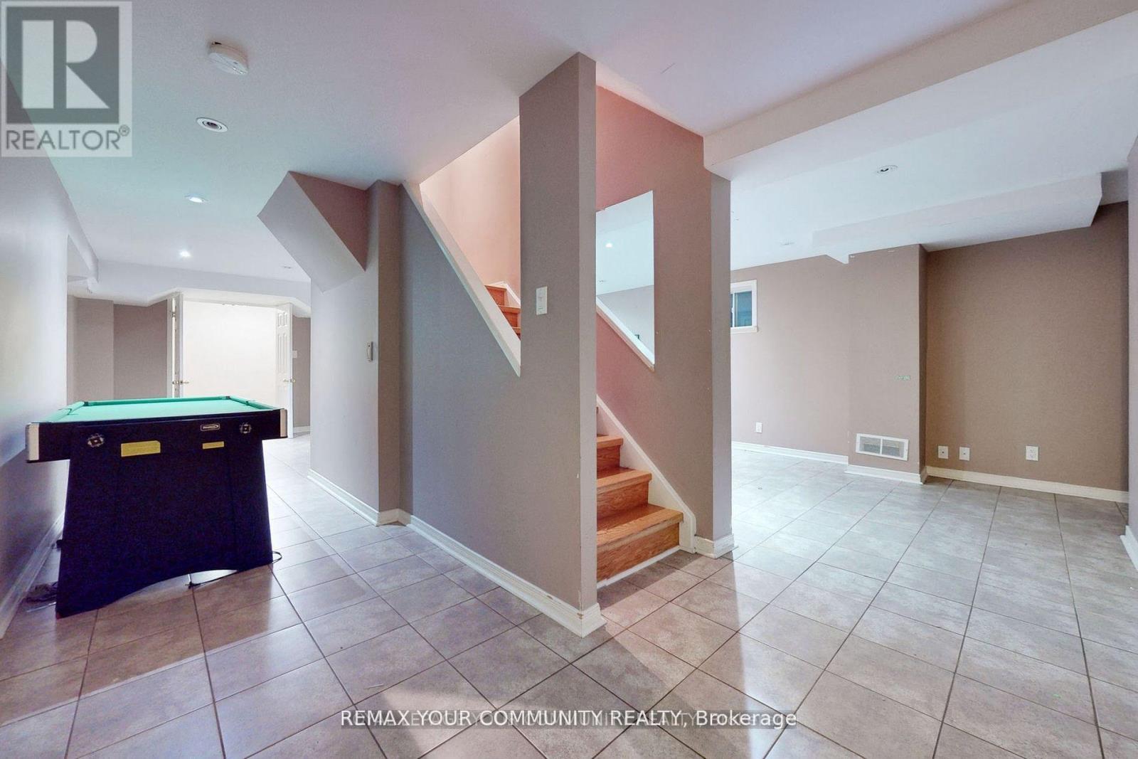 52 MCCALLUM DRIVE - 26